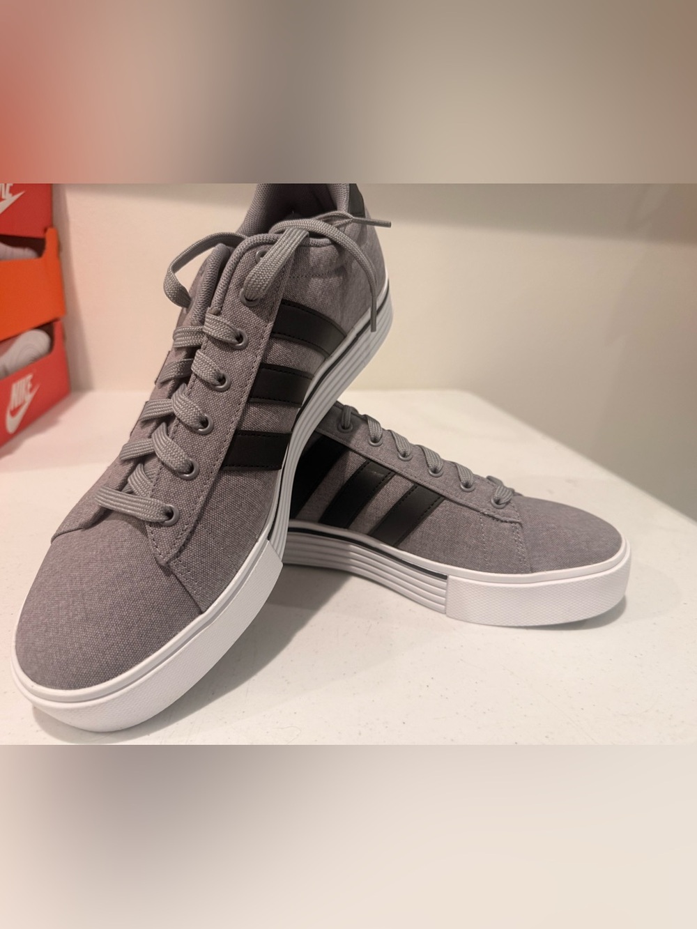 Adidas Low Top Lace-Up Athletic Canvas Sneakers Gray/Black/White Size 11.5 US
